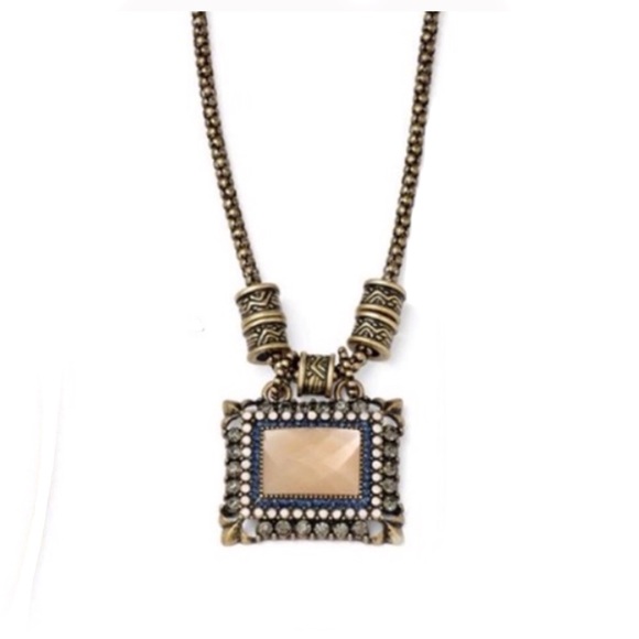 Jewelry - "Gretta" Necklace by LuLuAvenue